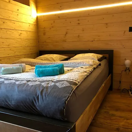 Bleusy Chalet *